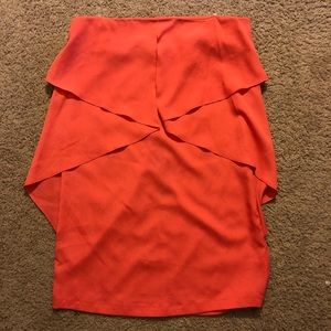 Adorable, strapless Windsor dress